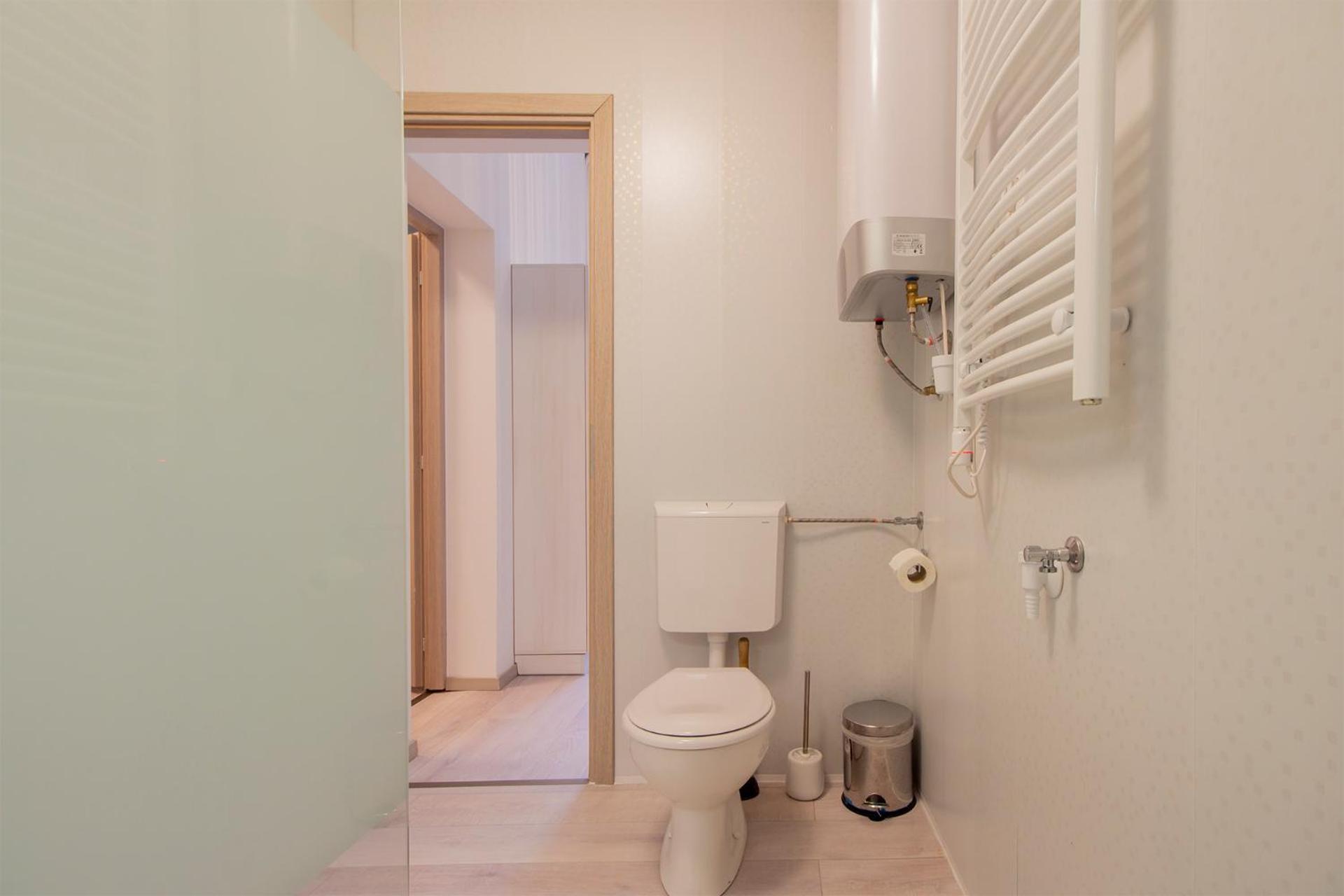 Apartment Dob With Ac